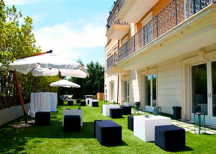 Hotel Vdb Next